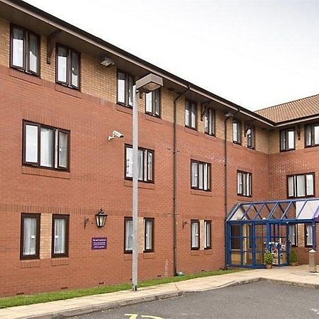 Premier Inn Birmingham City Centre Broad Street Exterior photo